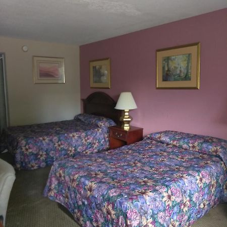 Regency Inn Fayetteville/Fort Bragg Экстерьер фото
