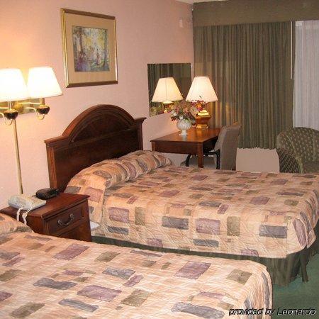Regency Inn Fayetteville/Fort Bragg Номер фото